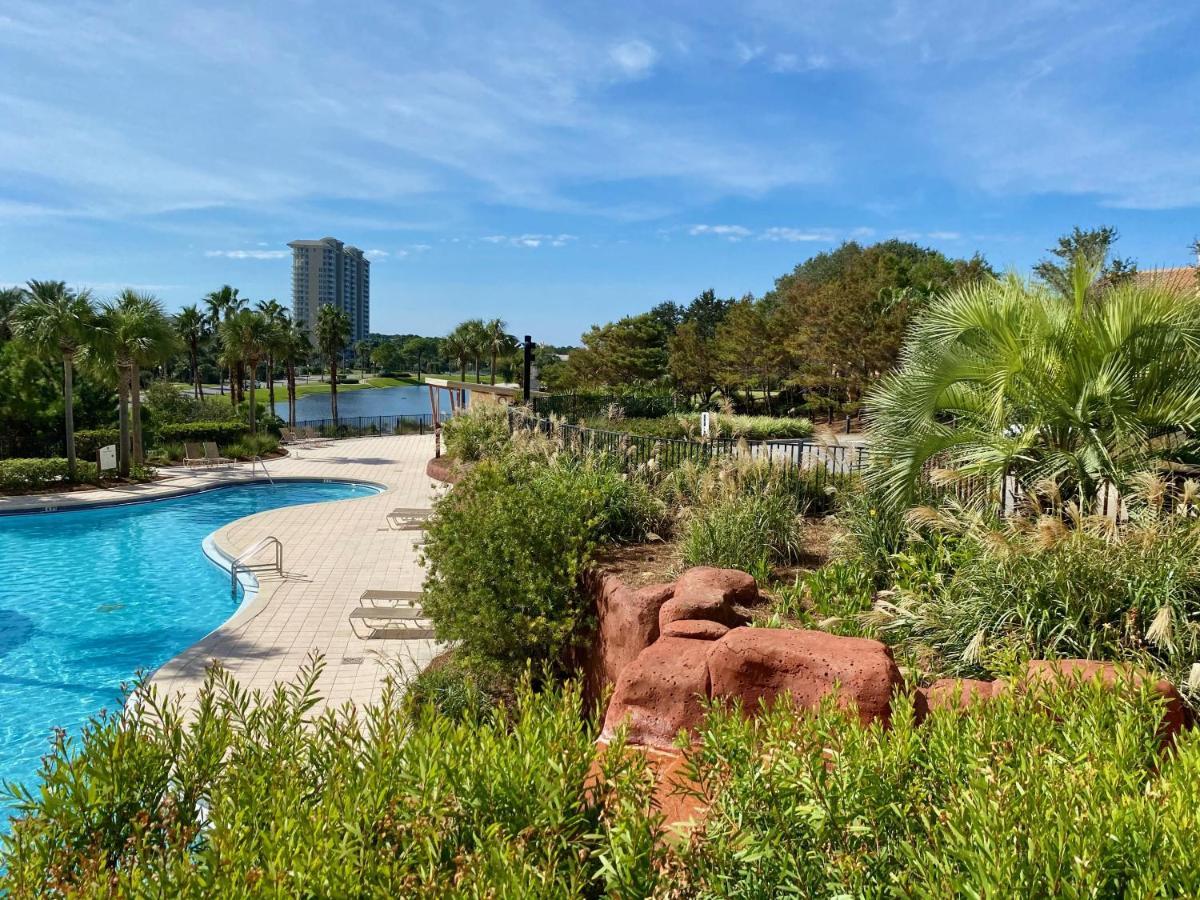 Ocean View Luxurious Condo-Best Location + Balcony 데스틴 외부 사진