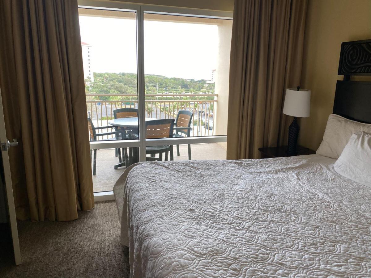 Ocean View Luxurious Condo-Best Location + Balcony 데스틴 외부 사진