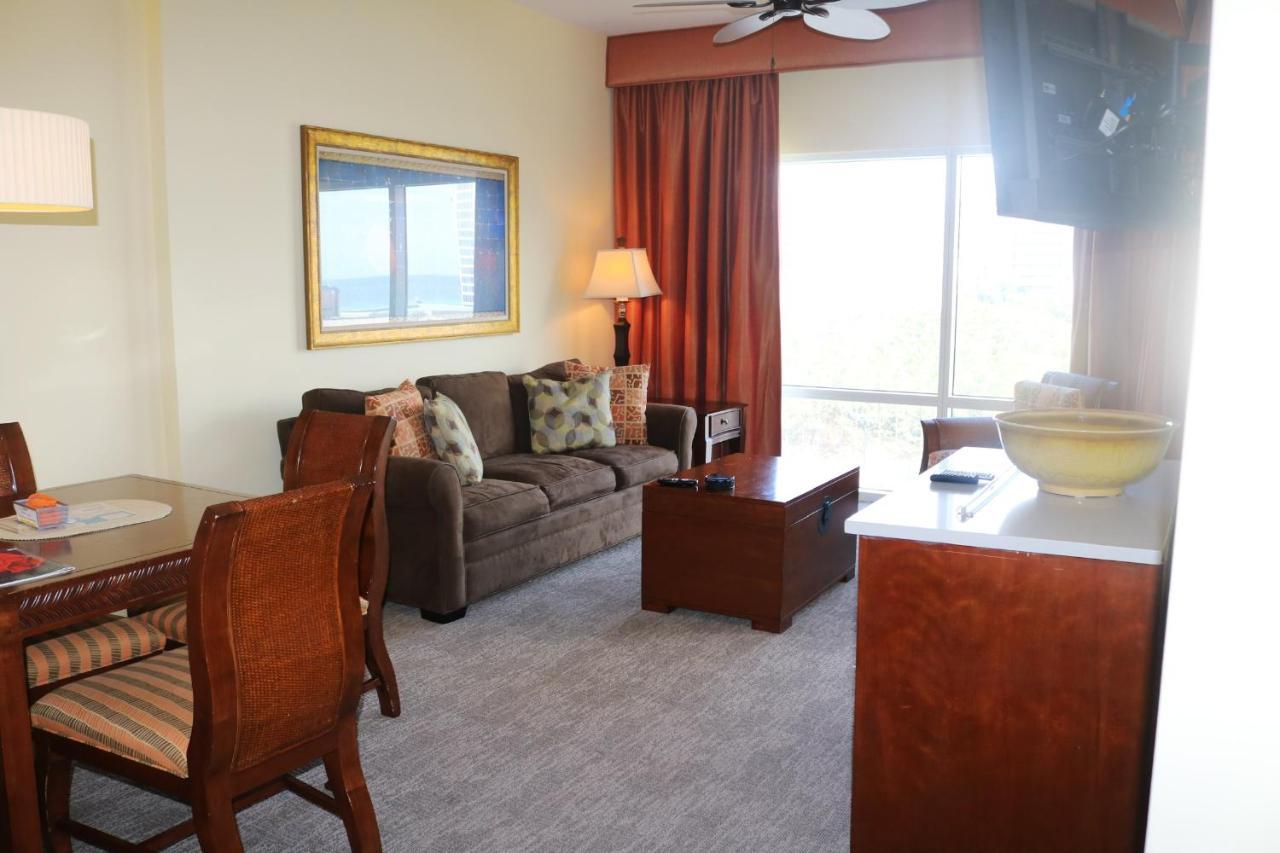 Ocean View Luxurious Condo-Best Location + Balcony 데스틴 외부 사진