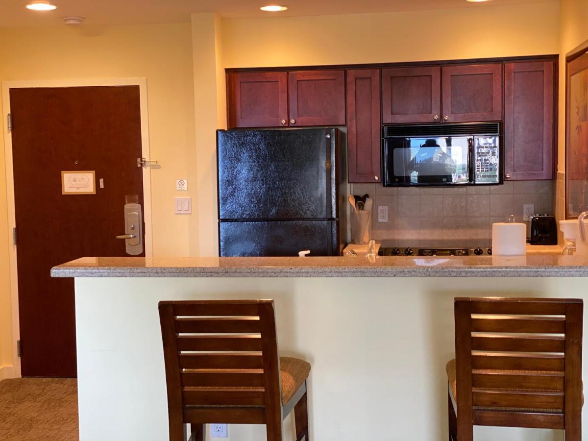 Ocean View Luxurious Condo-Best Location + Balcony 데스틴 외부 사진
